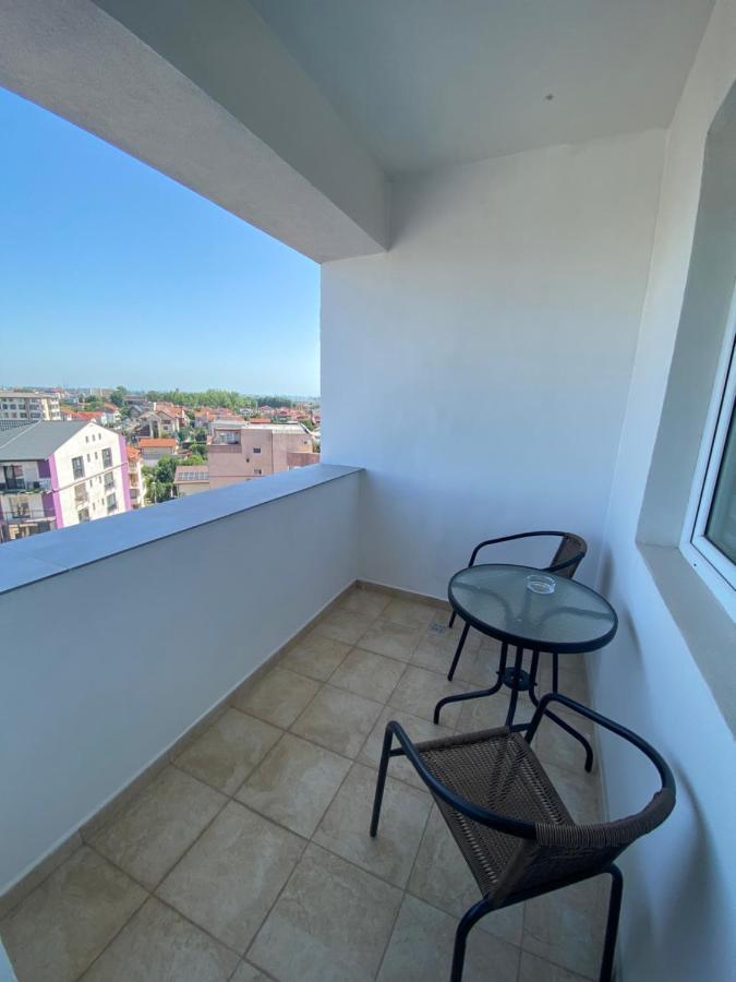 Apartament 2 Camere Eliberarii 콘스탄차 외부 사진